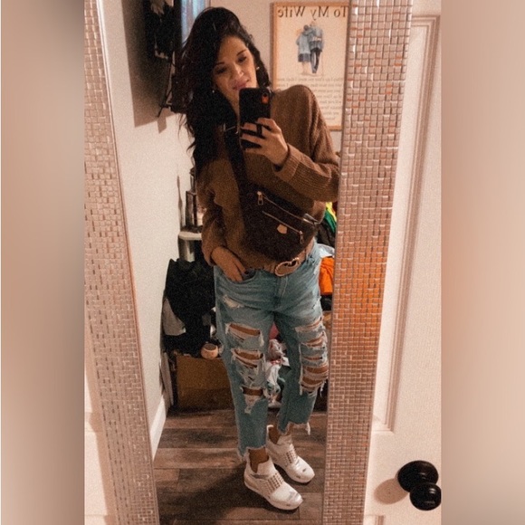 Meet your Posher, Maddie - Picture 1 of 4